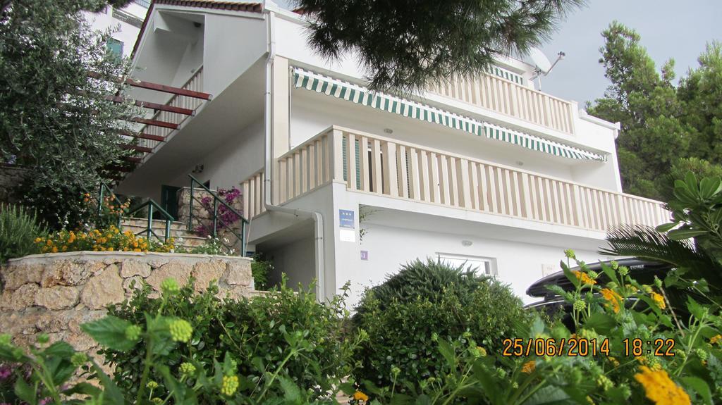 Apartments Vila Oksana Mimice Kültér fotó
