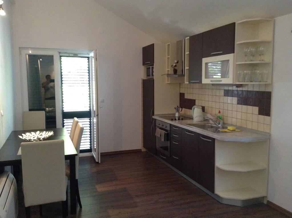 Apartments Vila Oksana Mimice Kültér fotó