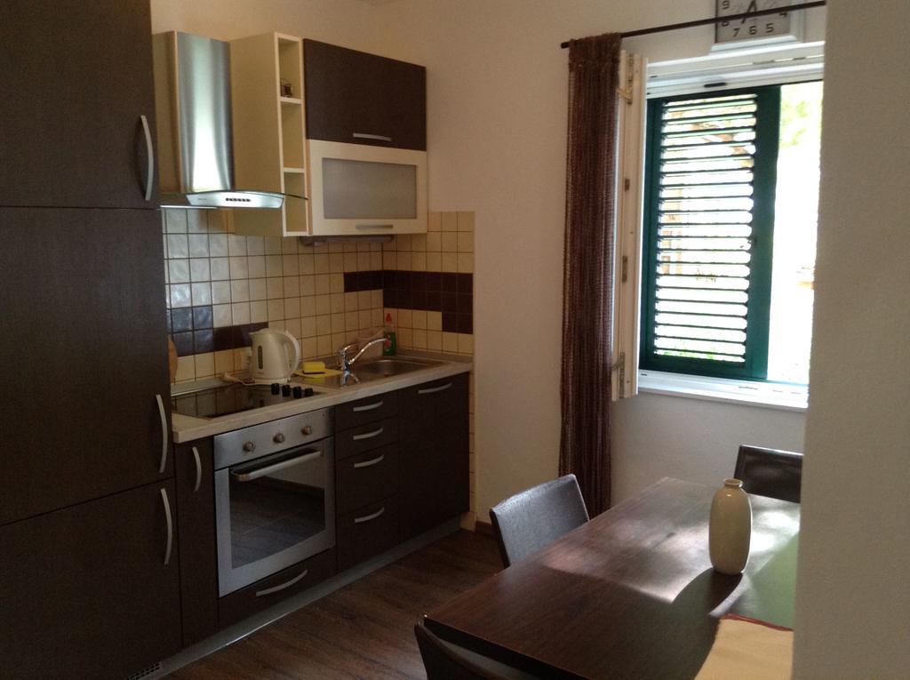 Apartments Vila Oksana Mimice Kültér fotó